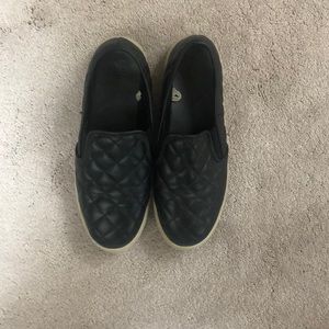 Slides from target! Comfy and versatile!
